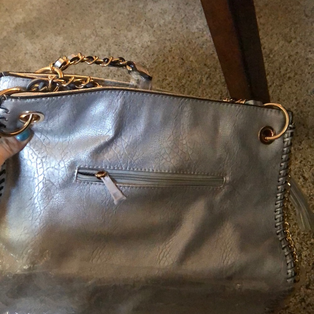 Purse - Picture 2 of 3